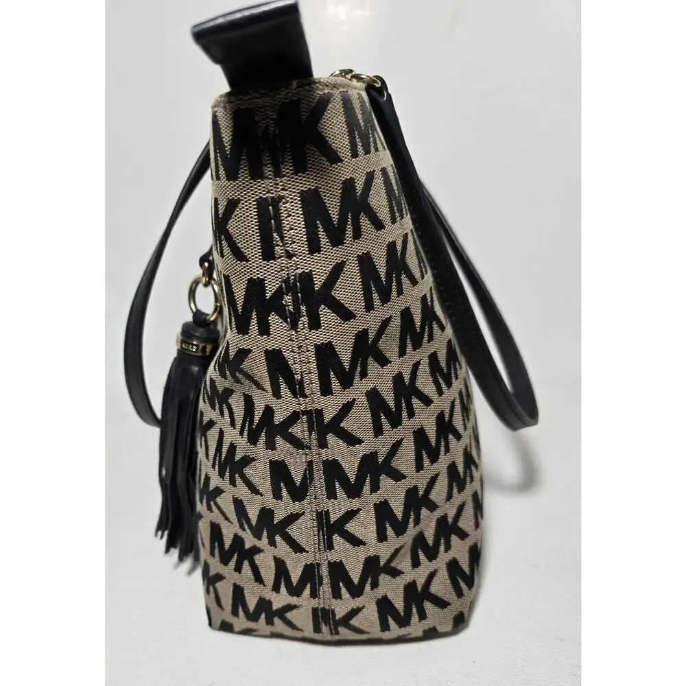 Michael Kors Jet Set EW Tassel Chain Tote/$248/Beige-Black